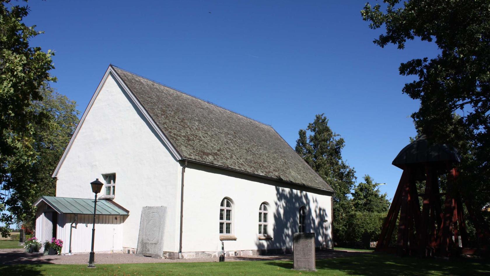 Längjum kyrka i Larvs församling