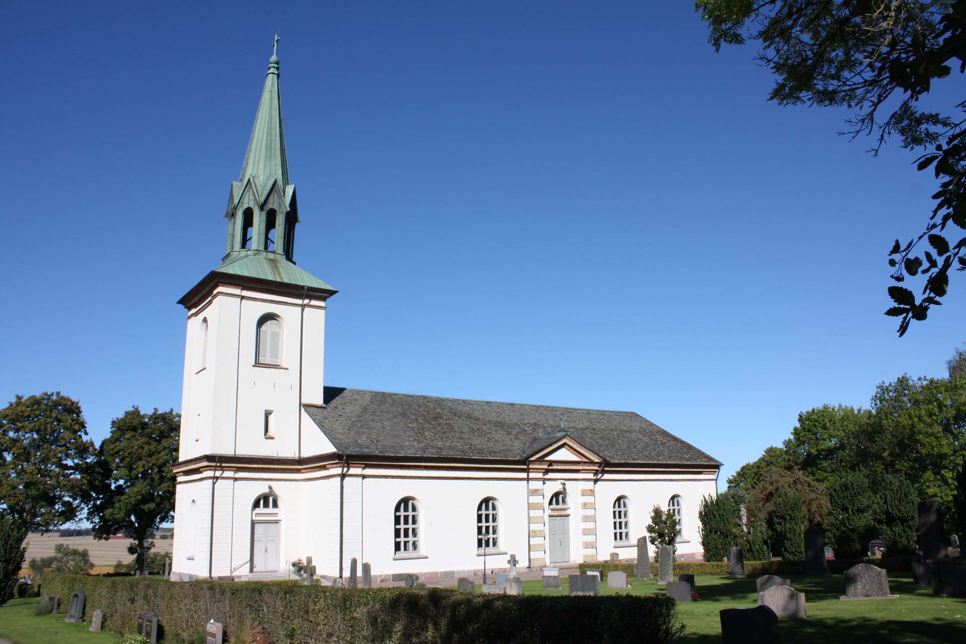 Kyrkor i Larvs församling