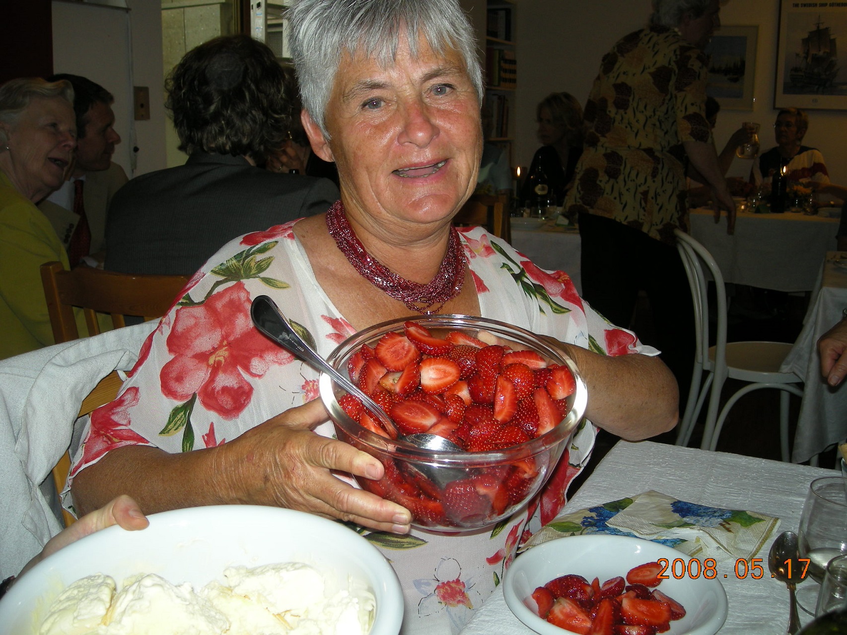 Skål med jordgubbar