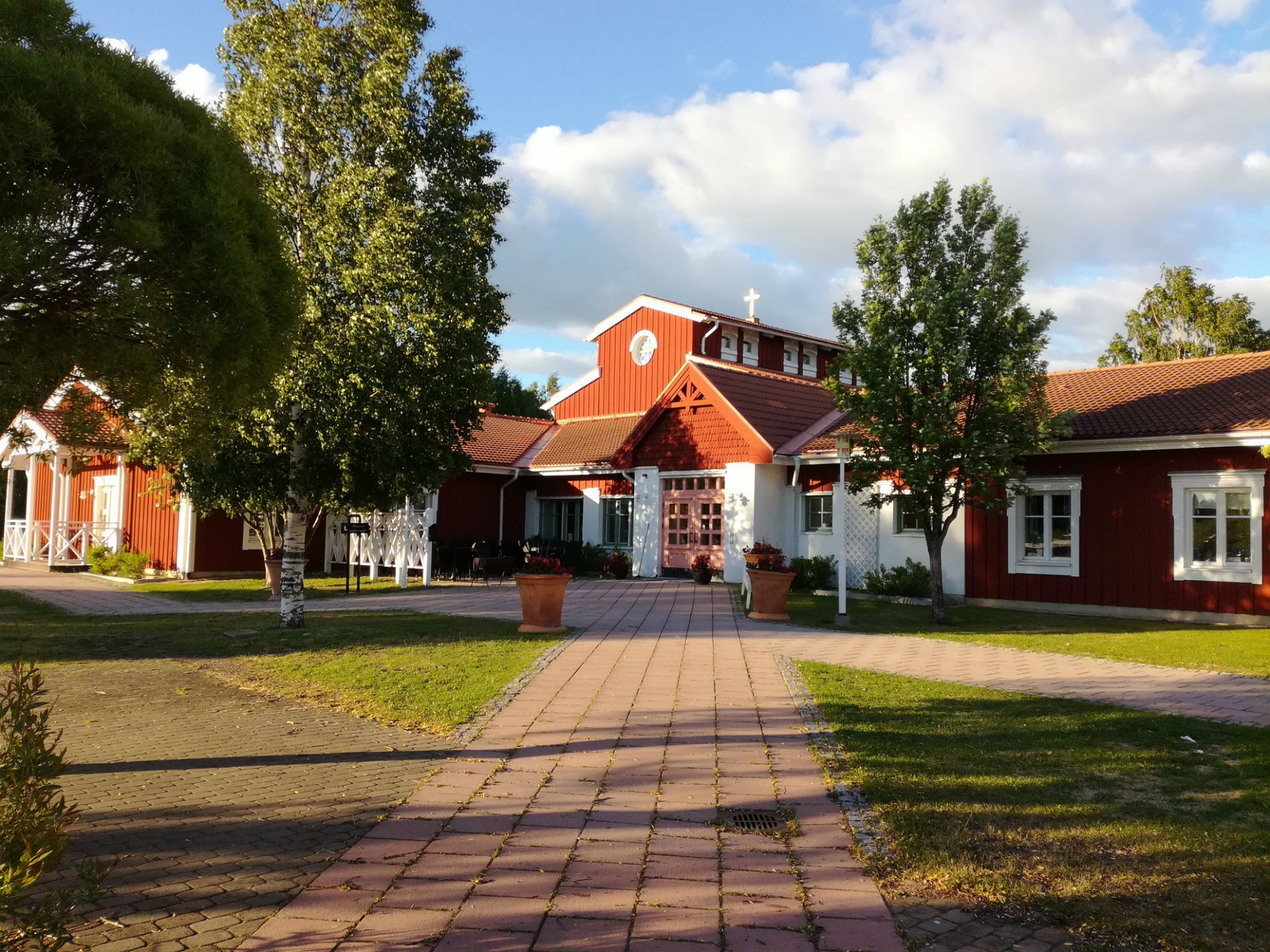 Mariakyrkan i solsken