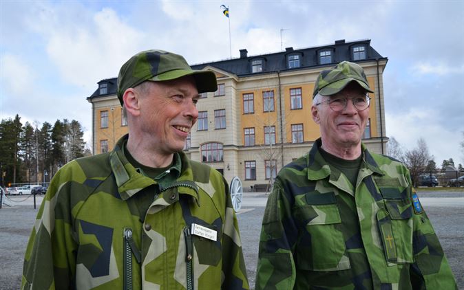 Garnisonspastorerna Staffan Klingert och Helge Stålnacke.
