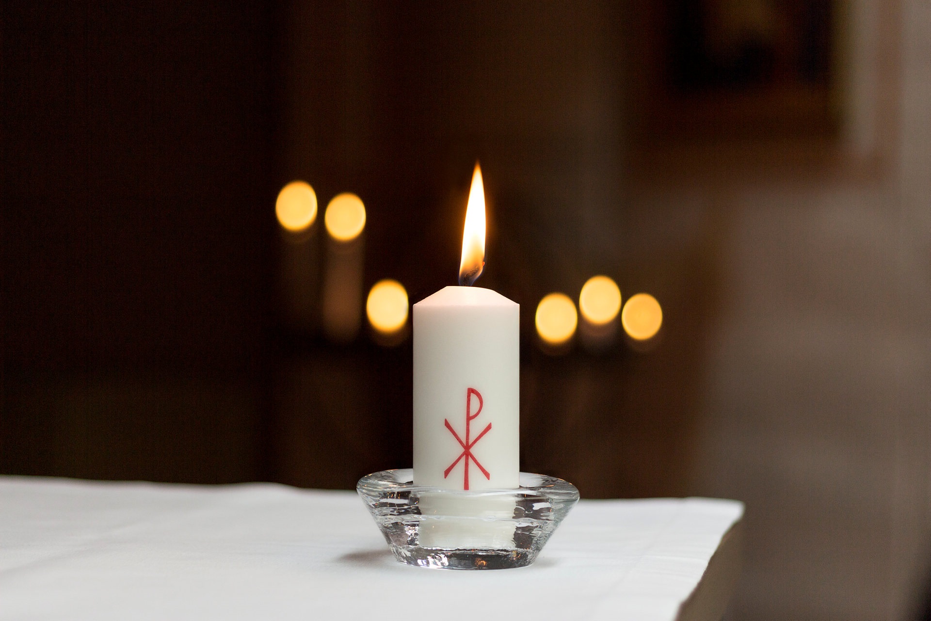 Ett tänt missionsljus