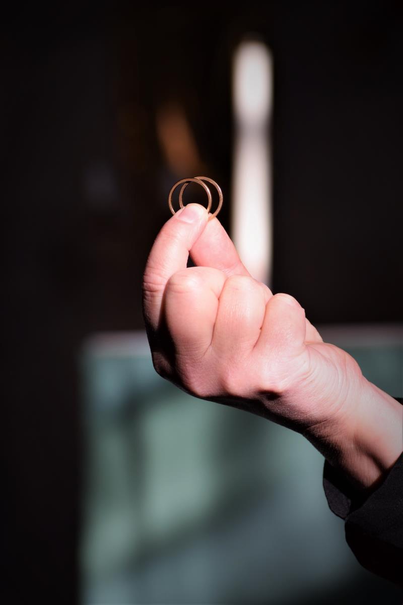 Du som hyresgst fr inte inneha annat permanent boende ssom annan hyresrtt/bostadsrtt/villa/radhus. Din bostad hos Botkyrkabyggen Vr uthyrningspolicy - Botkyrkabyggen