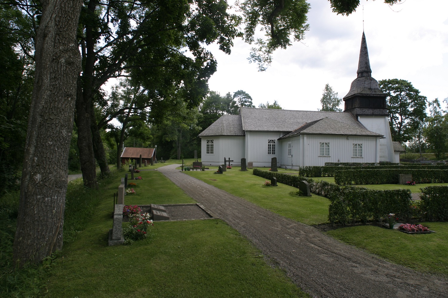 Simonstorps kyrkogård