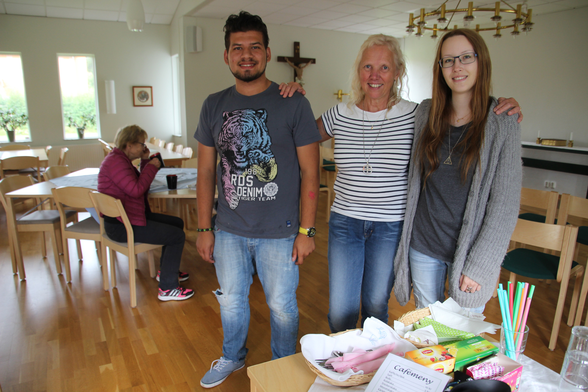 Nabil Sadour, Noomi Grönberg och Angelica Skodborg som avslutat cafésommaren i Himmilsgården.