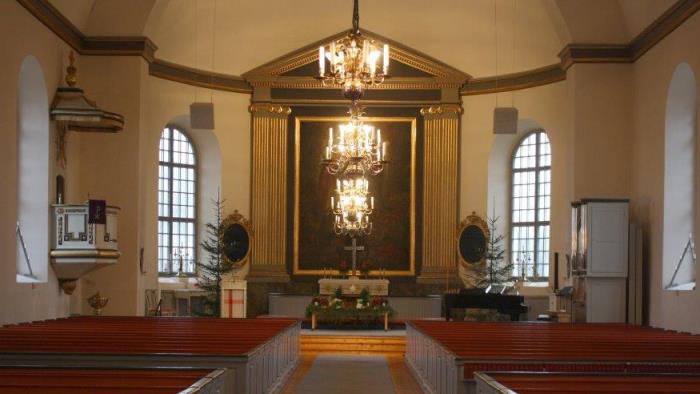 Interiör från Vårdnäs kyrka