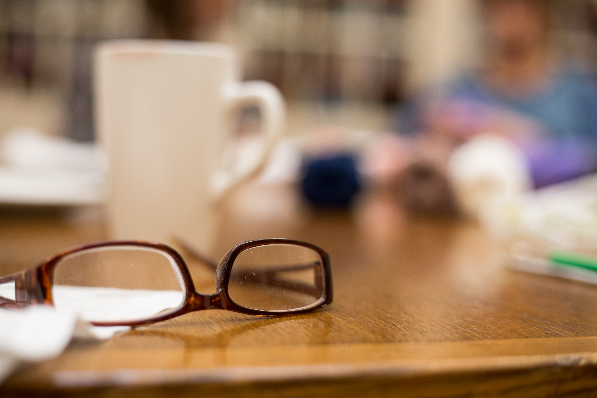 Pluggar du på distans och har en tenta att skriva? Kontakta oss!