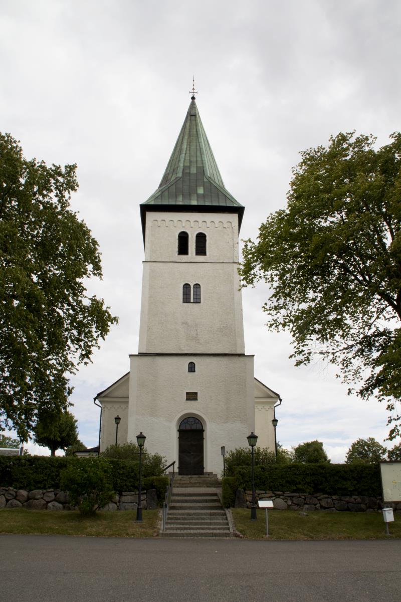 Fivelstad kyrka