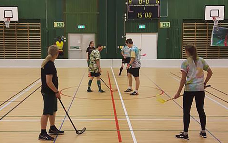 Svenska kyrkan i Bodens ungdomsgrupp på innebandyturneringen Biskopens buckla 2017.
