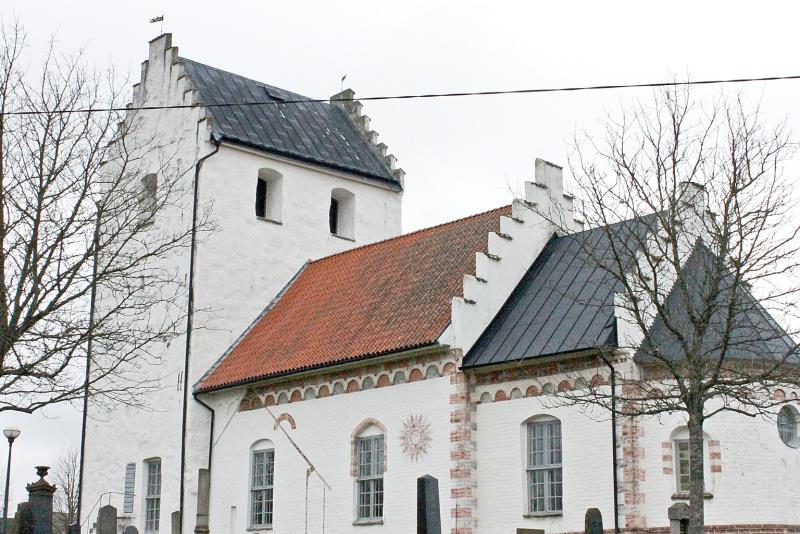 Hjärsås kyrka, exteriör