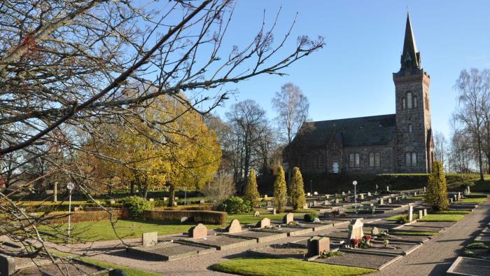 Gärdhems kyrka och kyrkogård