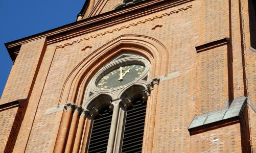 Guided tours in Uppsala Cathedral.