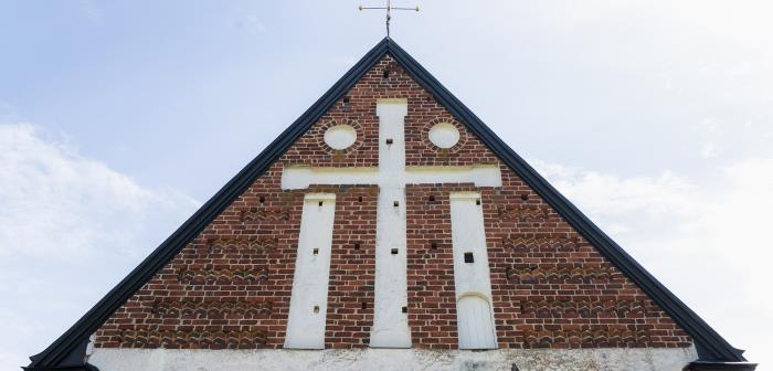 Hubbo kyrka exteriör