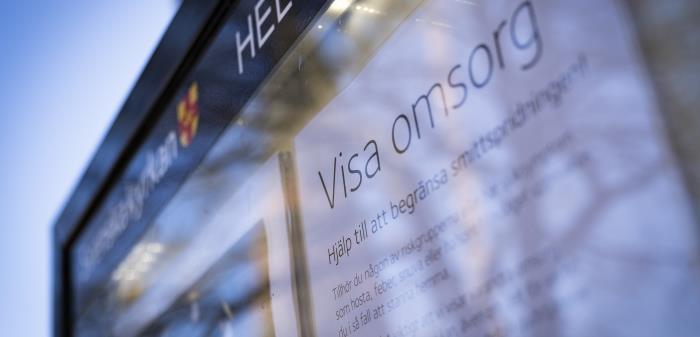 Gudstjänst i Coronatider.
Från och med 29 mars 2020 ändrades reglerna till att offentliga sammankomster fick vara högst 50 personer för att minska risken för smiddspridning. Detta påverkade också gudstjänster.