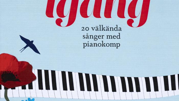 Ett ljusblått bokomslag med texten Sång igång – 20 välkända sånger med pianokomp.