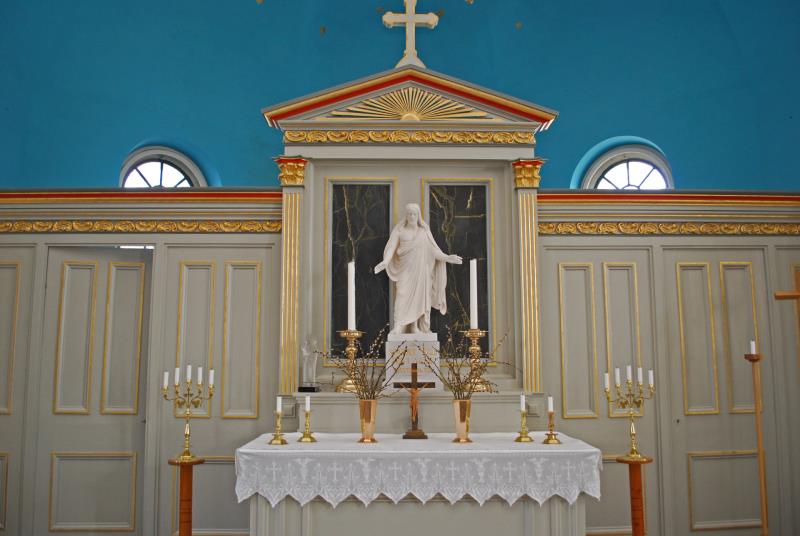 Altaret i Kverrestads kyrka