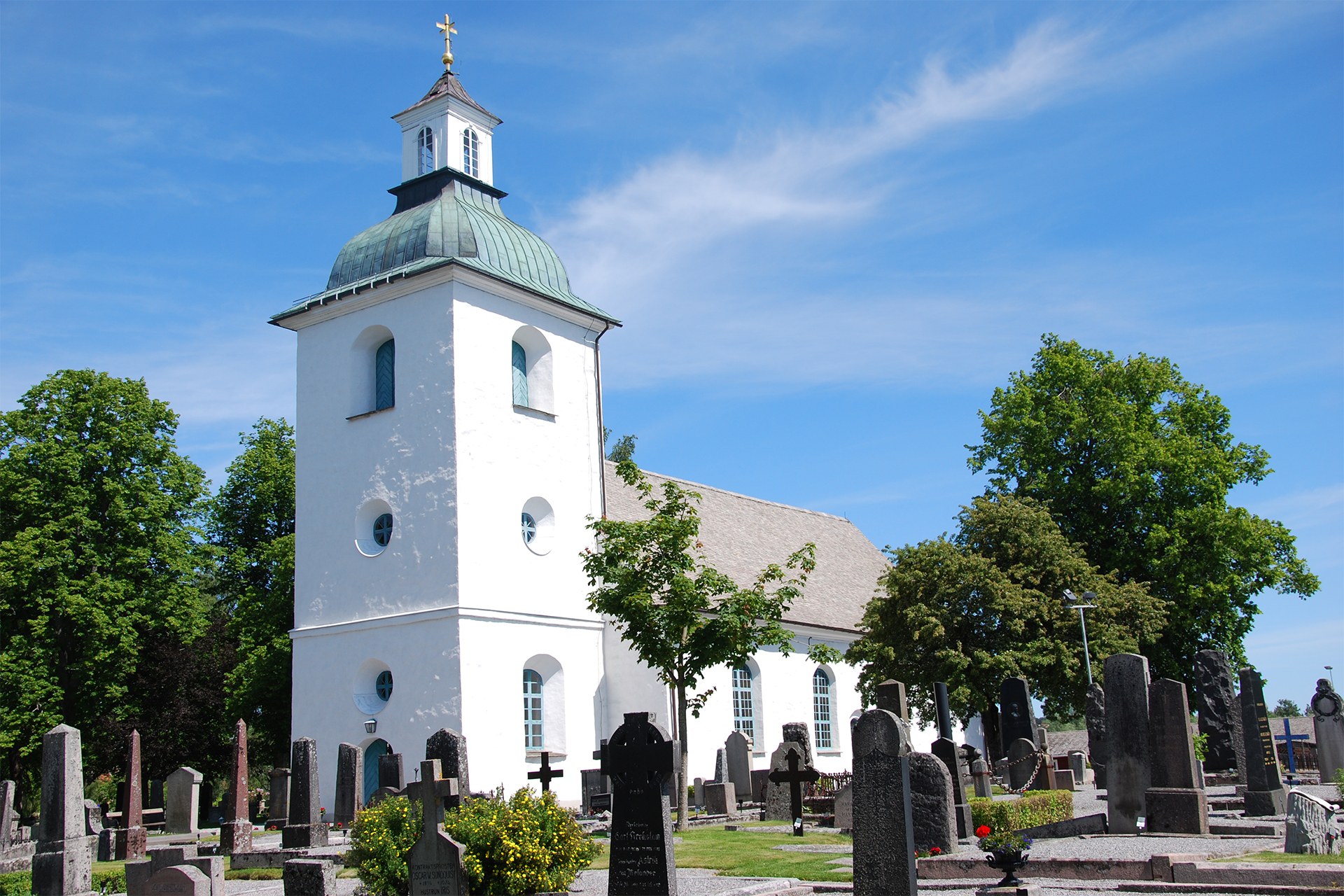 Mikaelikyrkan