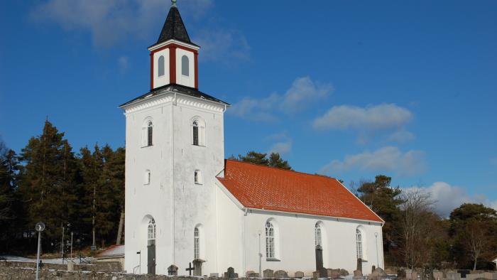 Tjärnö kyrka
