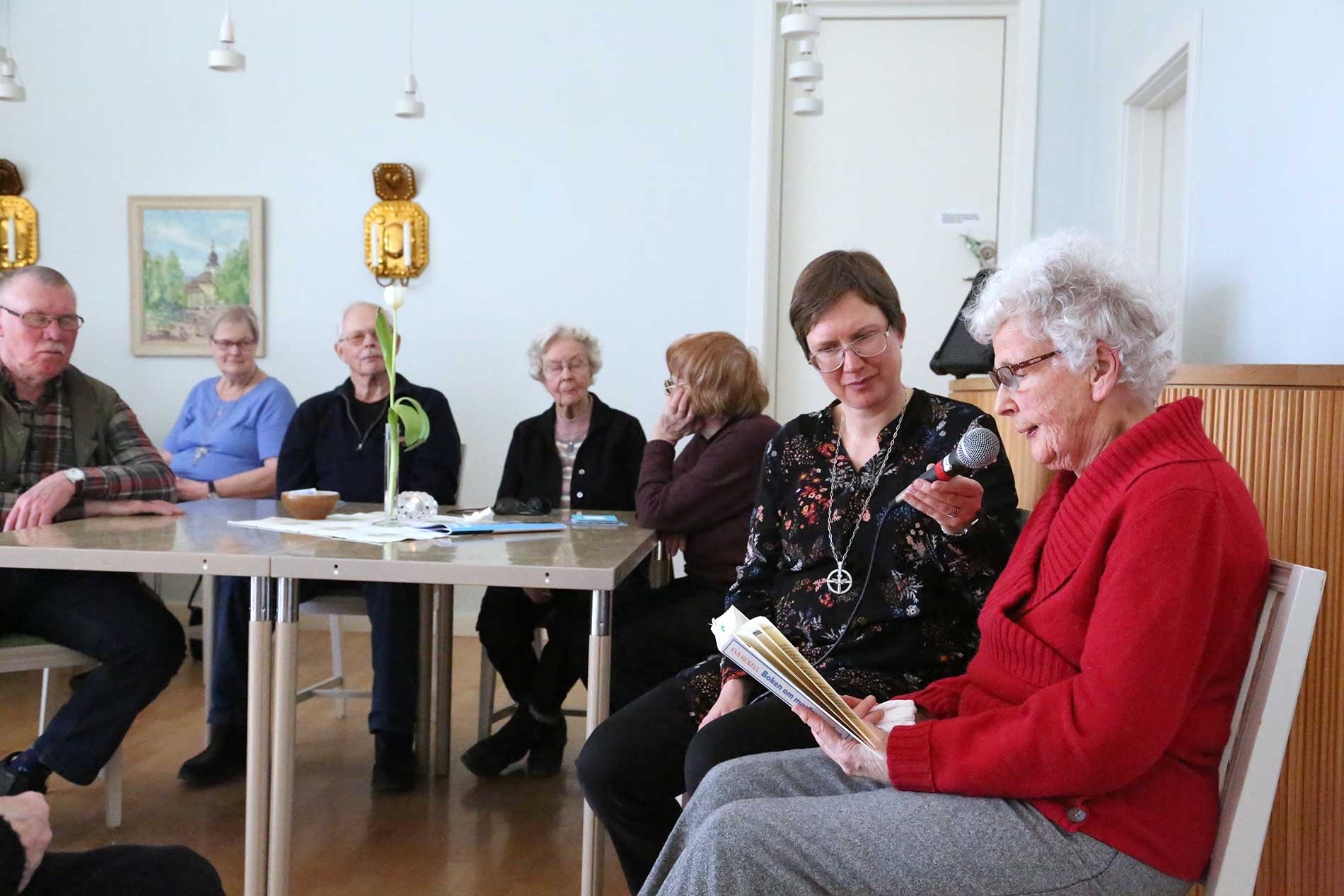 Högläsning på Träffpunkten