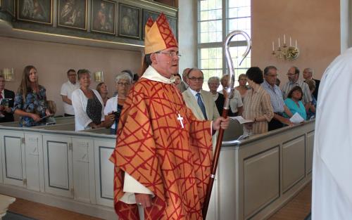 Biskop Åke Bonnier på biskopsvisitation.