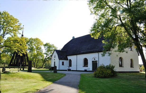 Vissefjärda kyrka